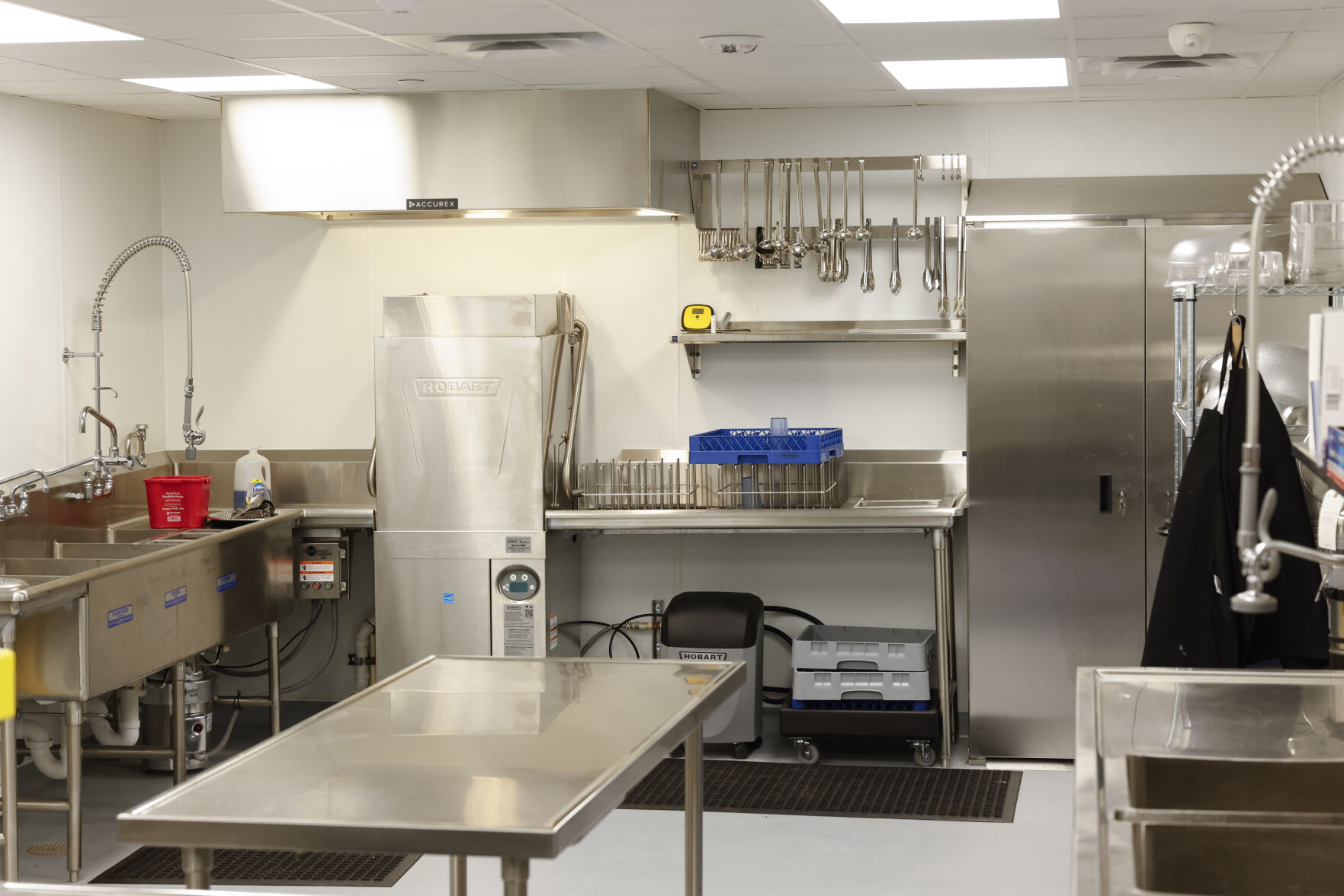 The hub 010725 04.jpg